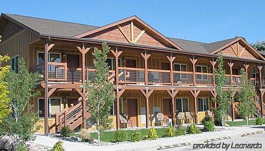 Centennial Suites & Extended Stay Rifle Exterior photo